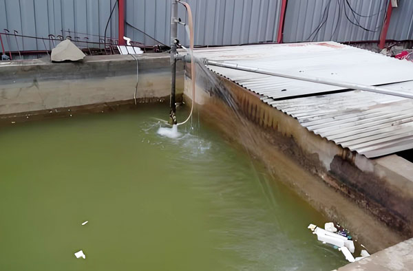 鄉鎮水廠老舊的沉淀池