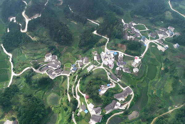 貴州銅仁松桃縣農村供水廠全自動一體化凈水器